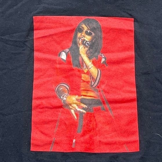 Aaliyah Preowned Medium T-shirt