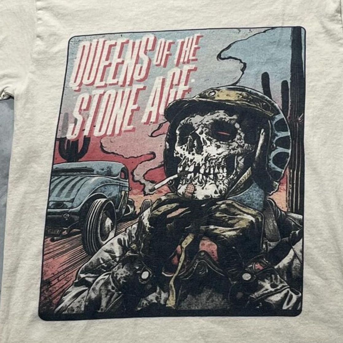 Queens Of The Stone Age Preowned Small T-shirt