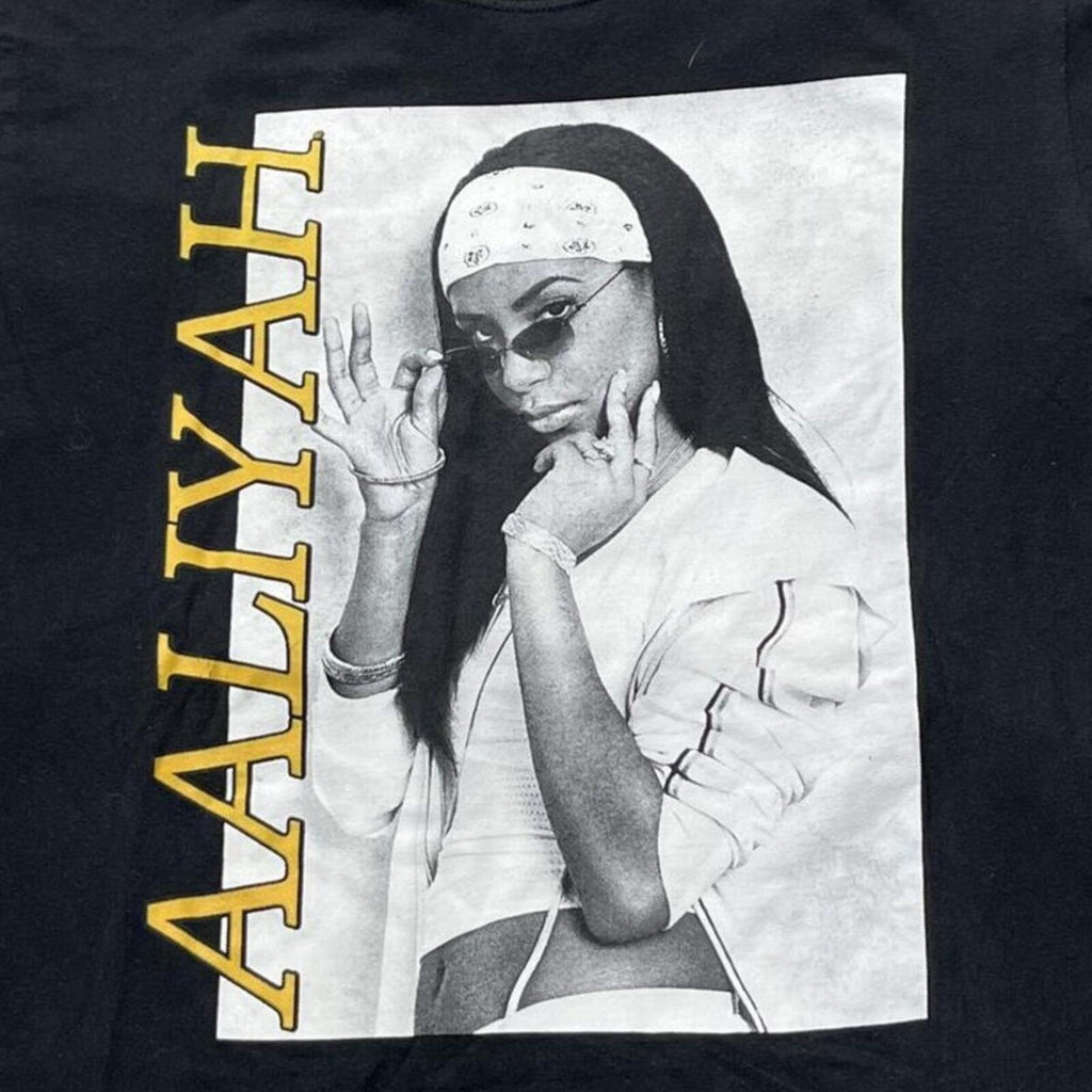 Aaliyah Preowned Large T-shirt