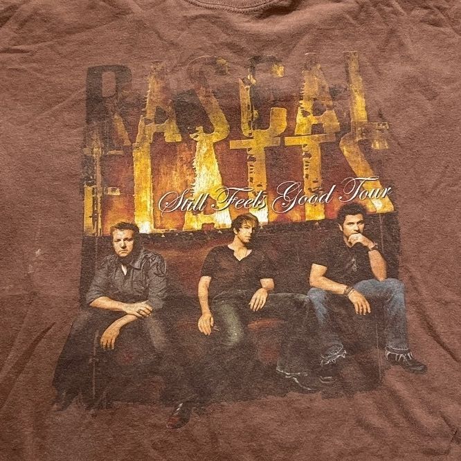 Rascal Flatts Preowned Large T-shirt