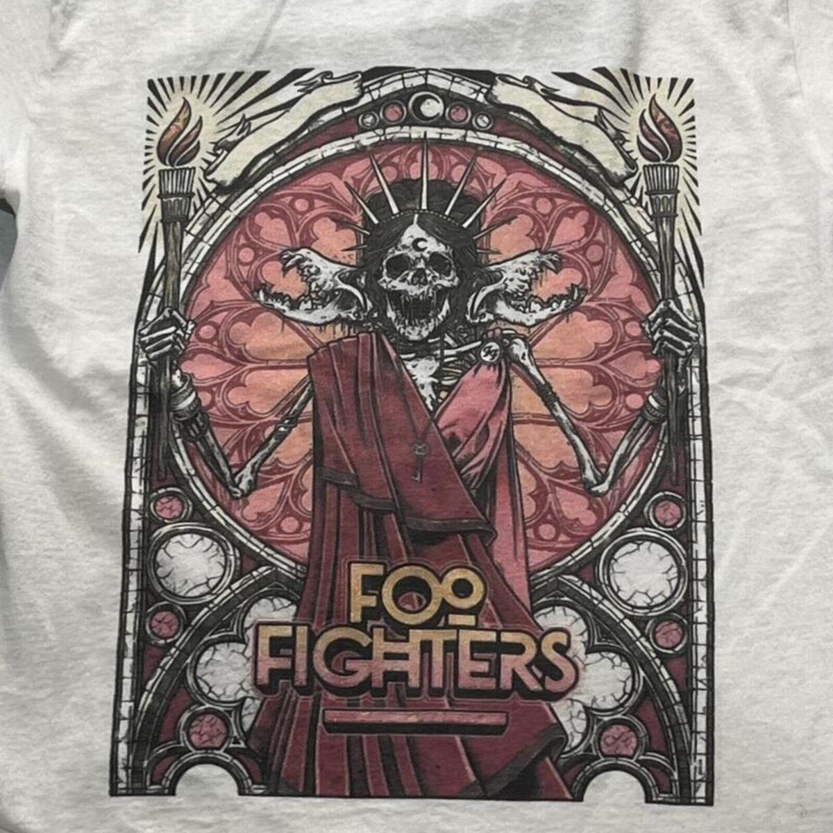 Foo Fighters Preowned Small T-Shirt