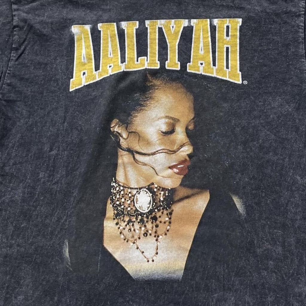 Aaliyah Preowned Small T-shirt