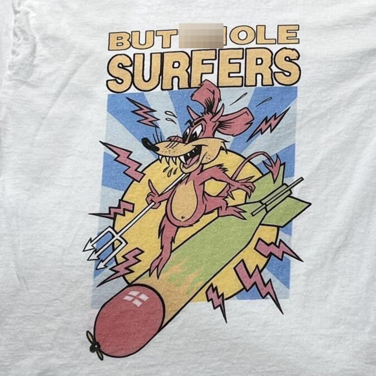 But**ole Surfers Preowned Large T-shirt