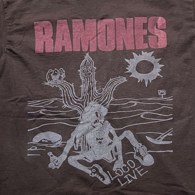 Ramones Preowned Medium T-shirt