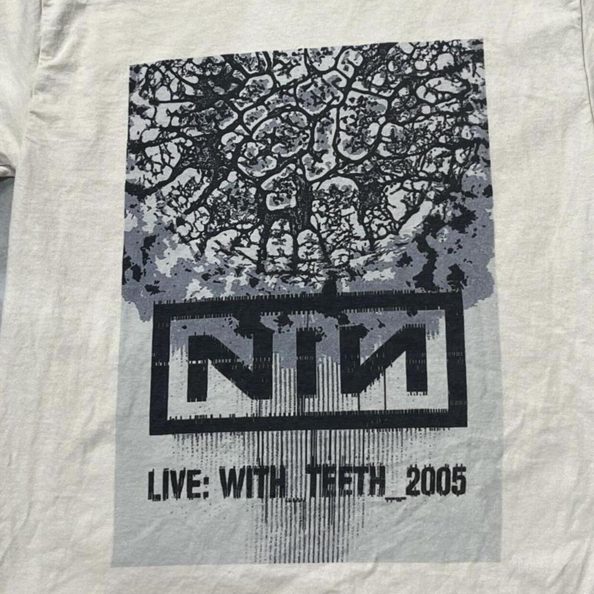 Nine Inch House Preowned Medium T-shirt