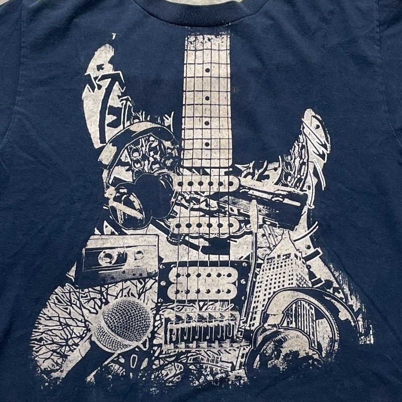 Rock N Roll Preowned Large T-shirt