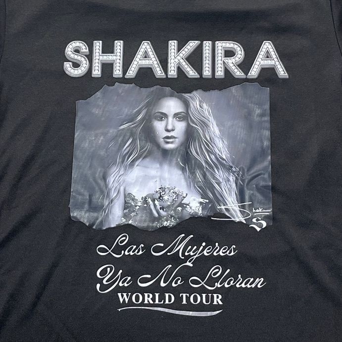Shakira Preowned Medium T-shirt