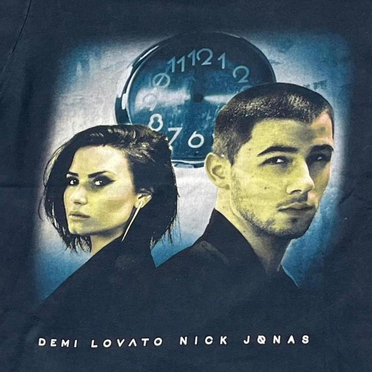 Demi Lovato Nick Jonas Preowned Small T-shirt