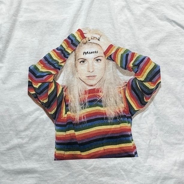 Paramore Preowned Large T-shirt