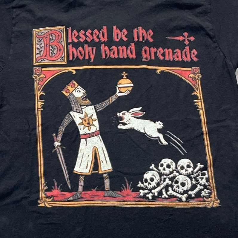 Monty Python Preowned Large T-shirt