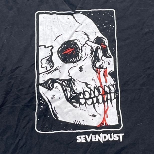 Sevendust Preowned 2XL V-Neck T-shirt