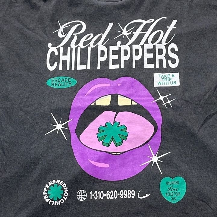 Red Hot Chili Peppers Preowned XL T-shirt