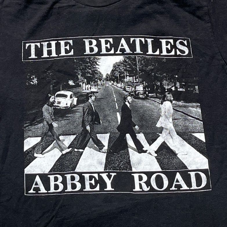 The Beatles Preowned Medium T-shirt