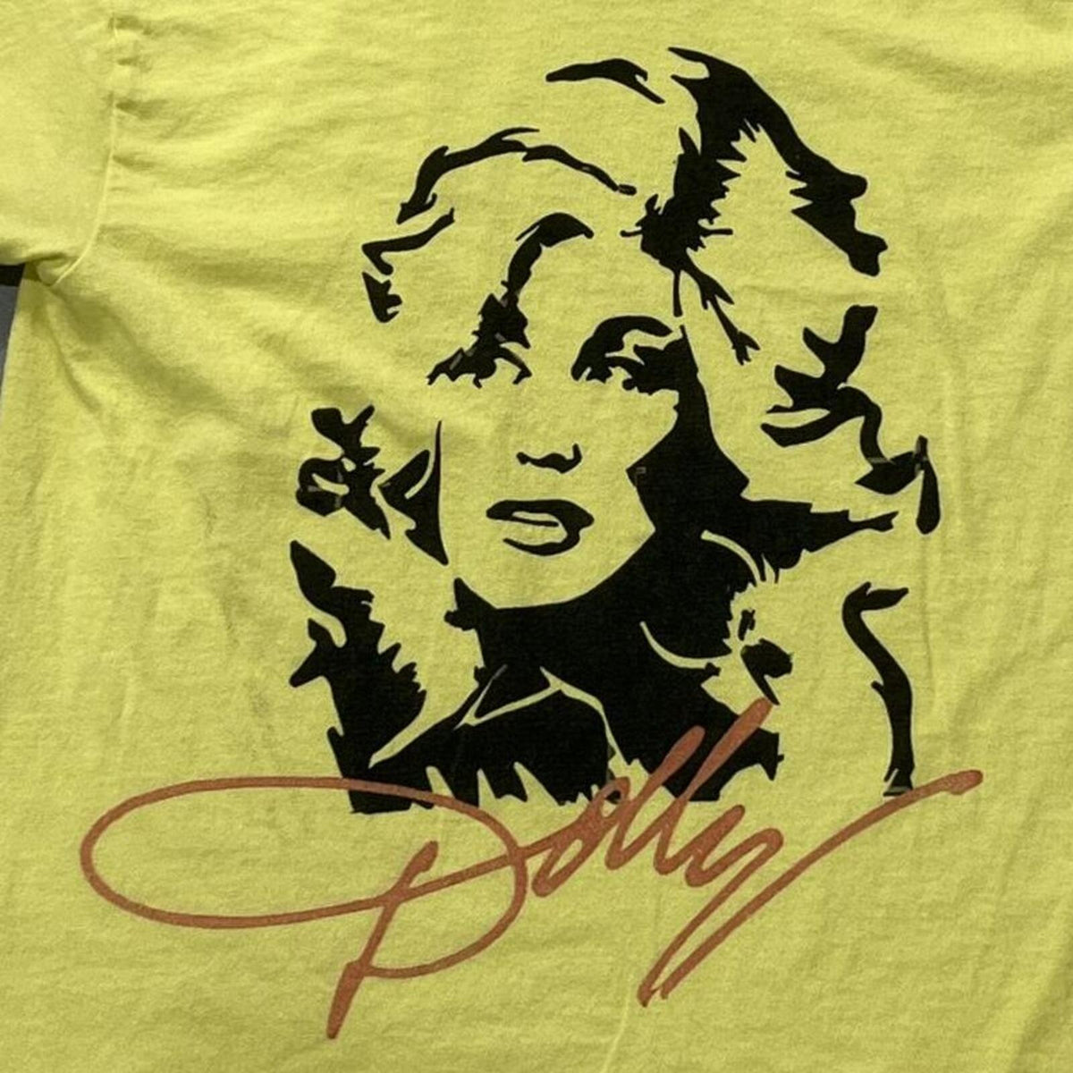 Dolly Parton Preowned Small T-shirt
