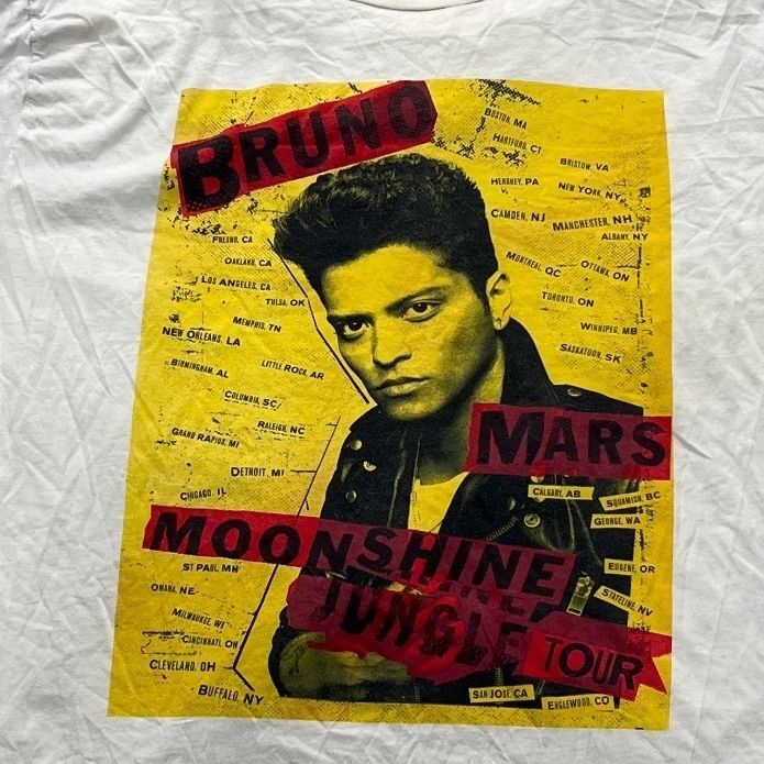 Bruno Mars Preowned 2XL T-shirt