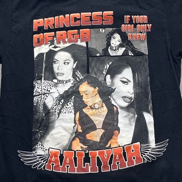 Aaliyah Preowned Medium T-shirt