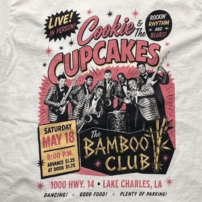 Cookie & The Cupcakes Preowned Medium T-shirt