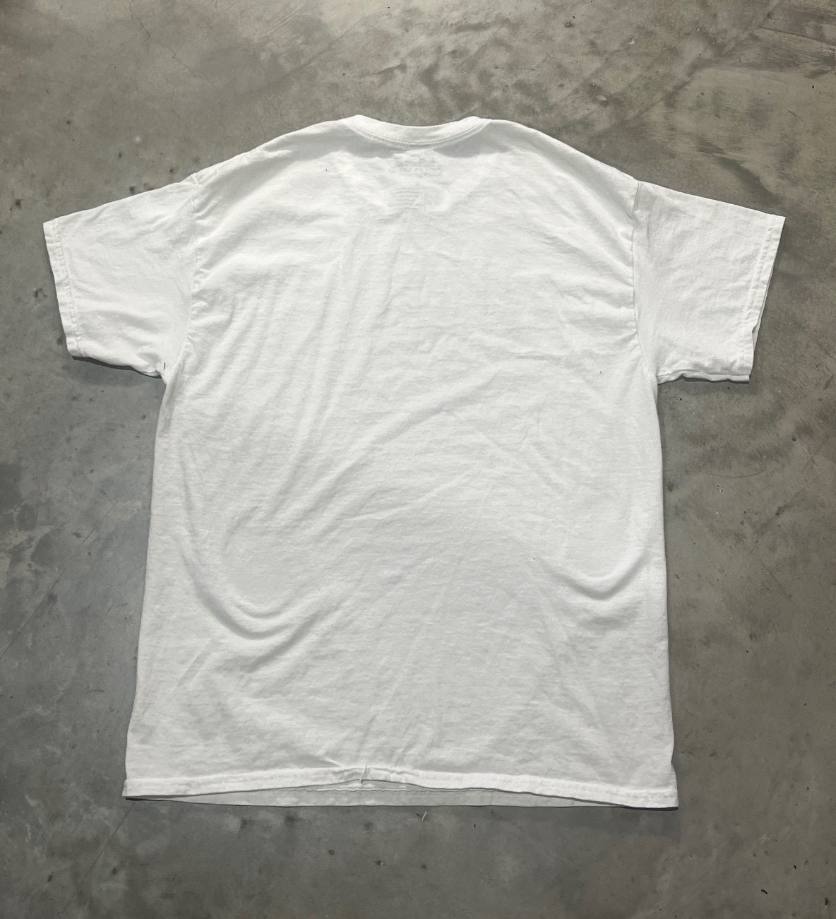 Tame Impala Preowned Large T-shirt