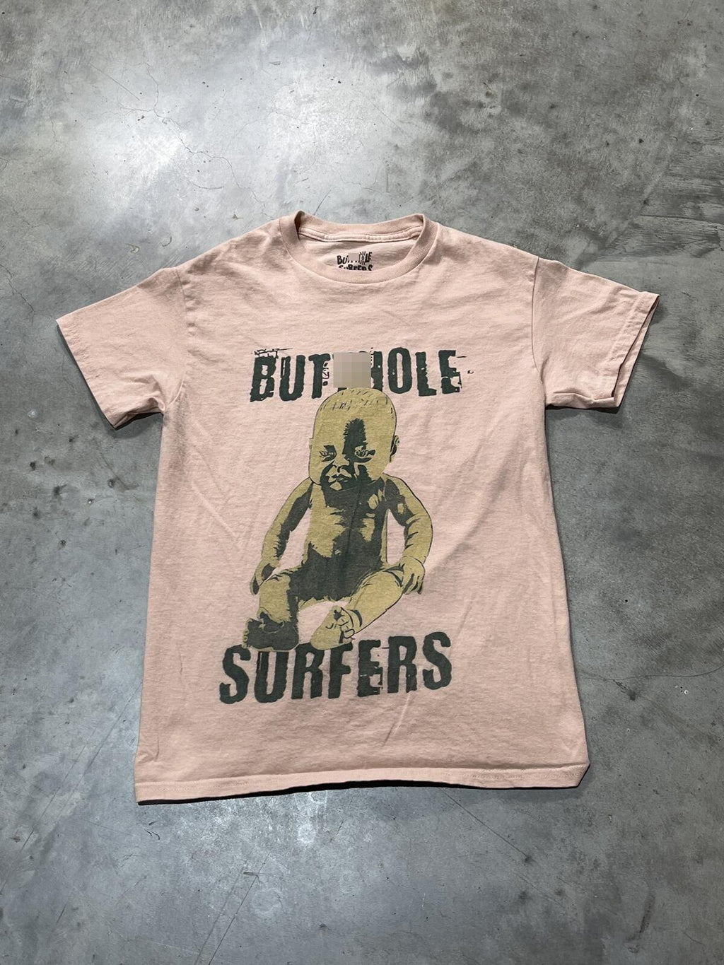 But**ole Surfers Preowned Small T-Shirt