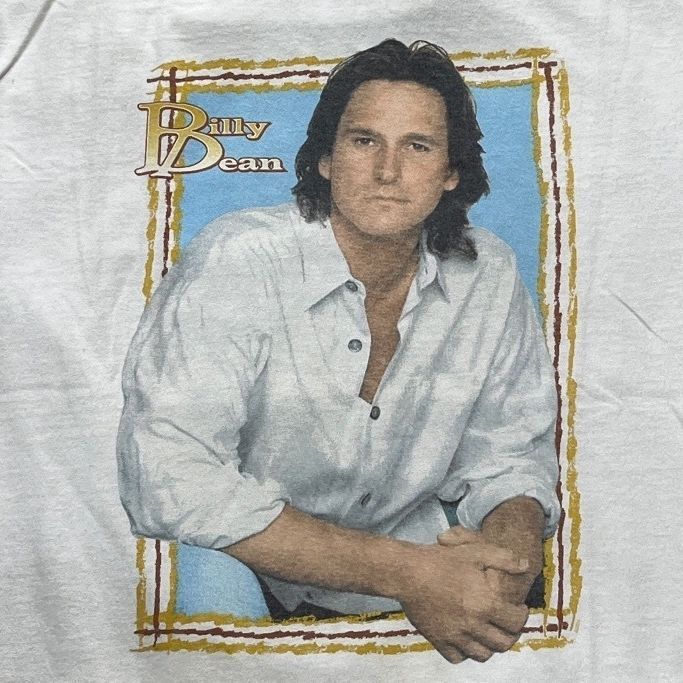 Billy Dean Preowned Medium T-shirt