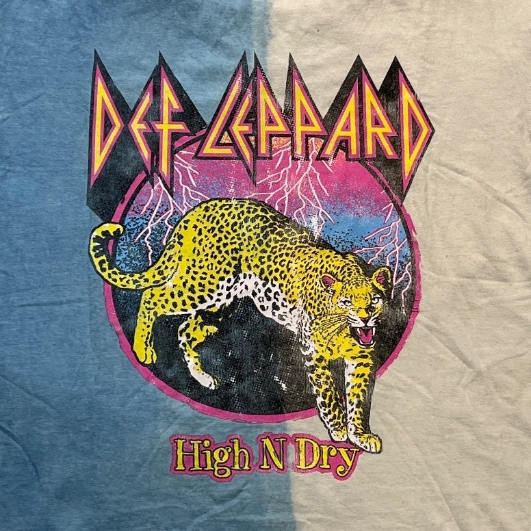 Def Leppard Preowned Medium Tie Dye T-shirt