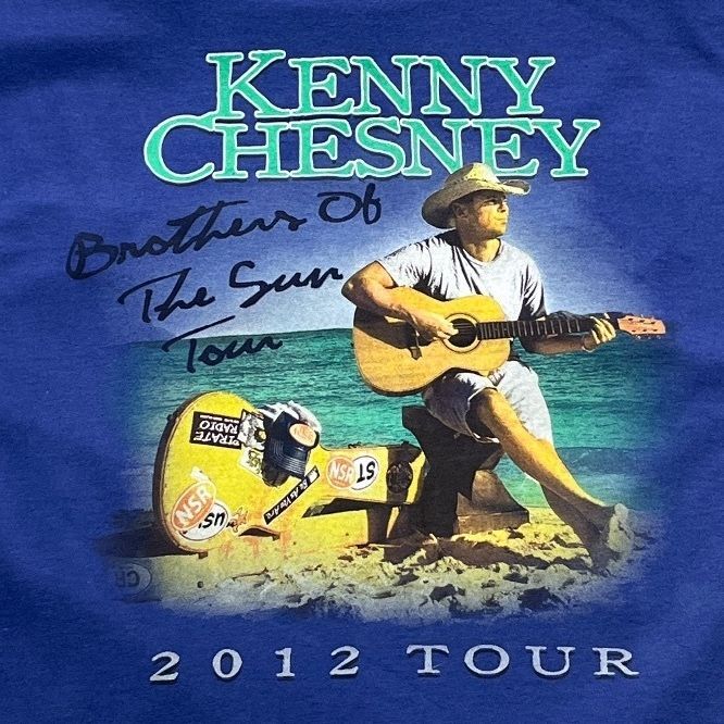 Kenny Chesney Preowned Large T-shirt