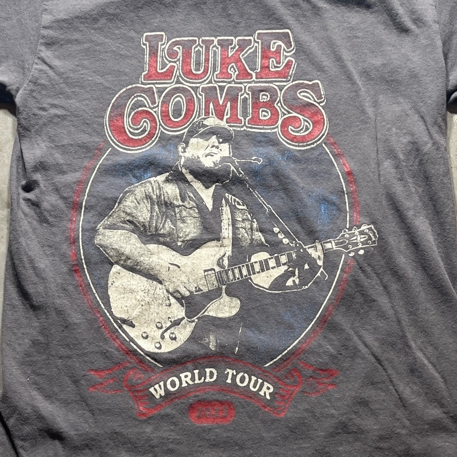 Luke Combs Preowned Small T-shirt