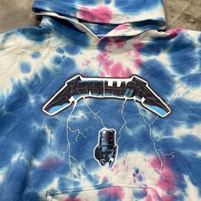 Metallica Preowned Large Tie Dye Hoodie