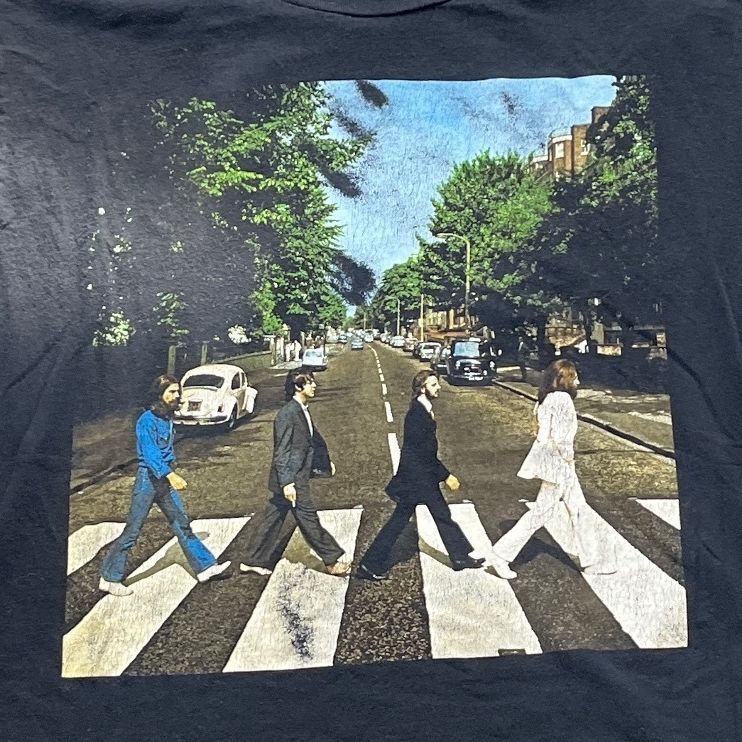 The Beatles Preowned Large T-shirt