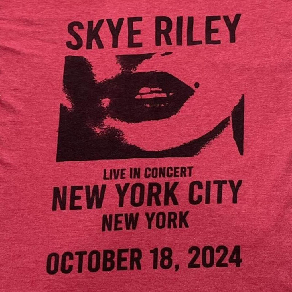 Skye Riley Preowned Large T-shirt