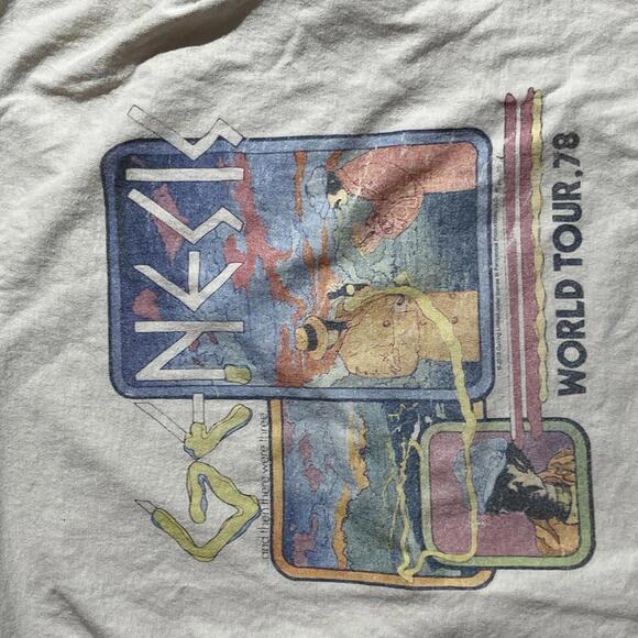 Genesis preowned Medium Band T-shirt