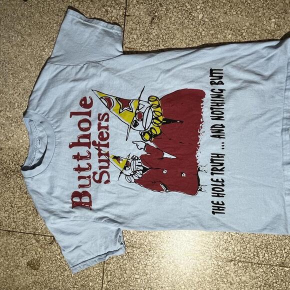 But**ole Surfers PreOwned Small Band TShirt