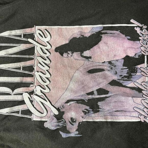 Ariana Grande Small Band T-shirt