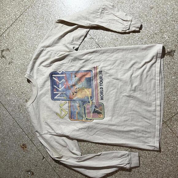 Genesis preowned Medium Band T-shirt