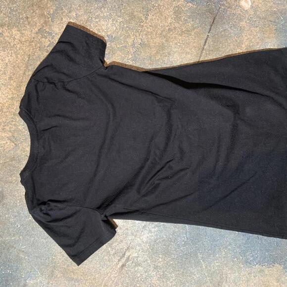 Muddy Waters preowned women’s Medium T-shirt