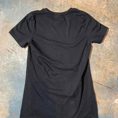 Muddy Waters preowned women’s Medium T-shirt