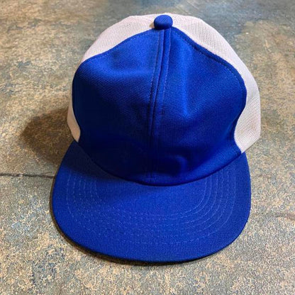 Vintage blue and white hat