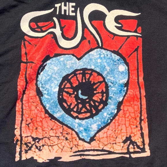 The Cure Preowned Large T-shirt