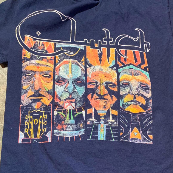 Clutch PreOwned Small Band TShirt
