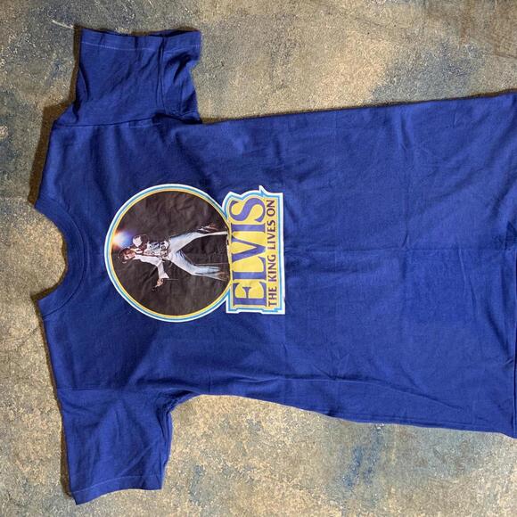 Elvis Preowned Large T-shirt