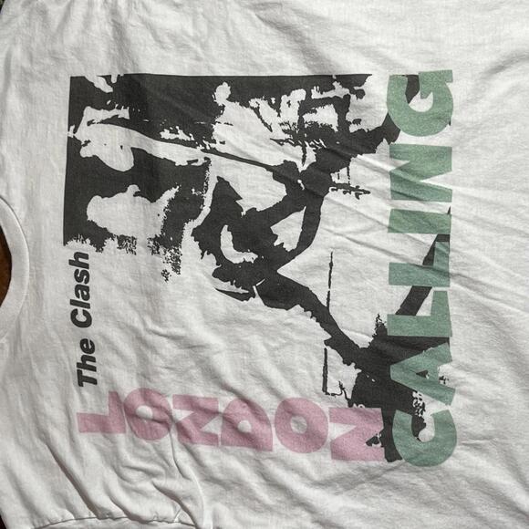 The clash Preowned XL T-shirt