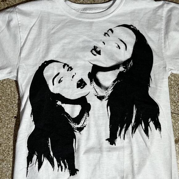 Billie Eilish Preowned Large Band T-shirt