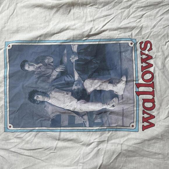 Wallows preowned Medium Band T-shirt