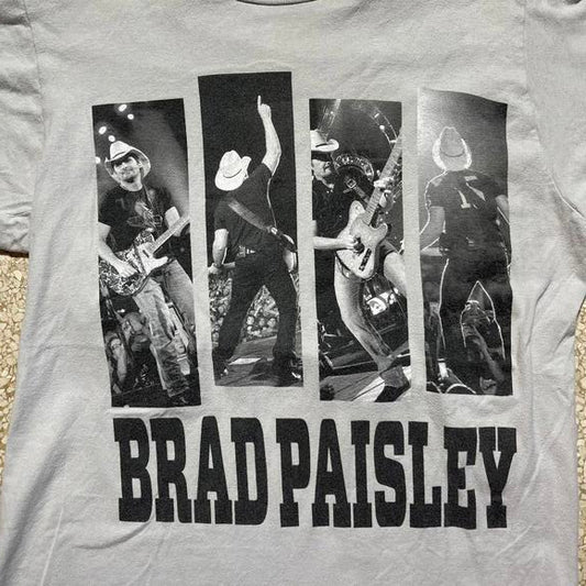 Brad Paisley Medium Graphic Preowned T-shirt