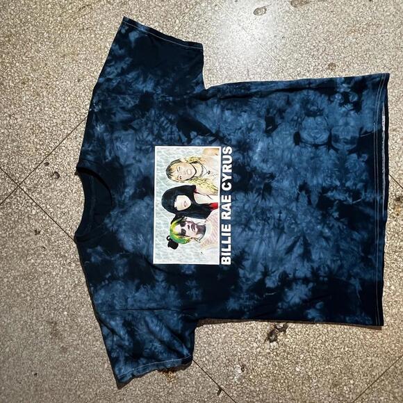 Billie Rae Cyrus Preowned Large Band T-shirt