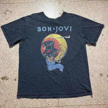 Bon Jovi Medium Graphic Preowned T-shirt