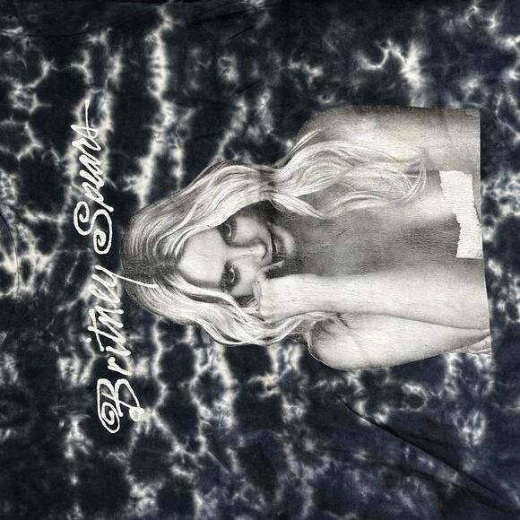 Britney Spears Preowned Large Band T-shirt