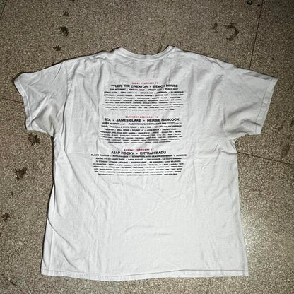 III Points Preowned Large Band T-shirt