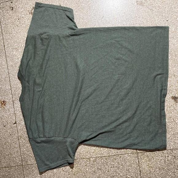 The strokes Preowned XLarge T-shirt