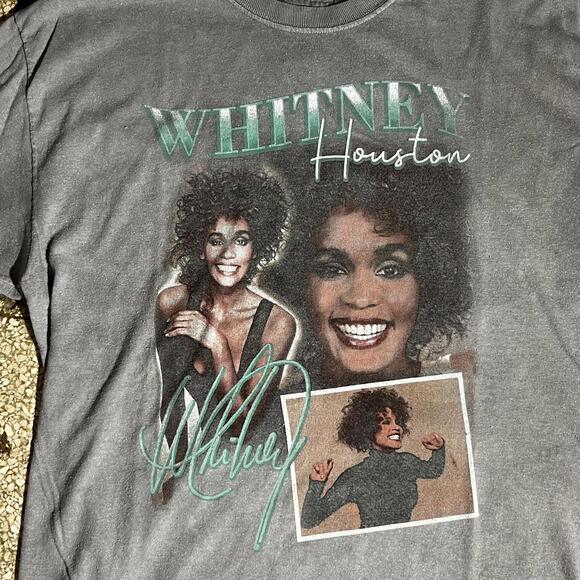 Whitney Houston  Preowned Large Band T-shirt